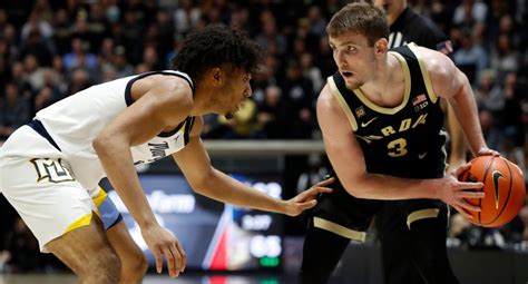 Nov 23, 2023 · HONOLULU -- Zach Edey and his Purdue teammates certainly earned a Thanksgiving feast. Forgive them if all they really want is a well-deserved break. Edey had 28 points and 15 rebounds to carry the second-ranked Boilermakers to a 78-75 win over No. 4 Marquette in the championship game of the Maui Invitational on Wednesday.. The …